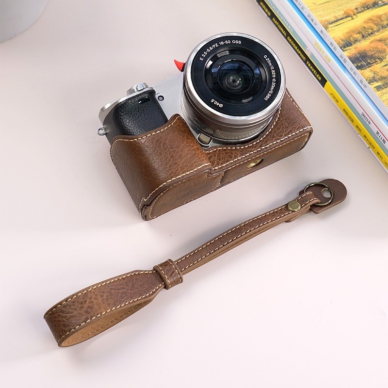 Camera Bag PU Leather Half Bod - Sony Camera A6400 评论和价格